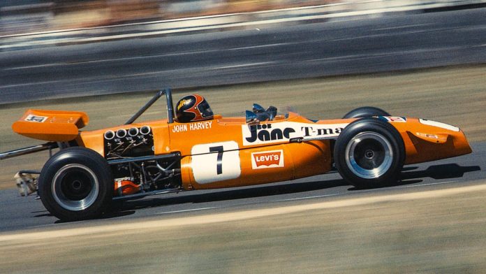 PHOTO GALLERY: JOHN HARVEY IN RACING | V8 Sleuth